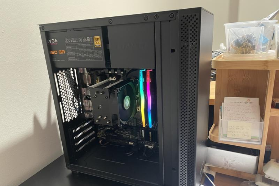 Exploring the Lian Li mATX 170M Glass Rear Fan Case